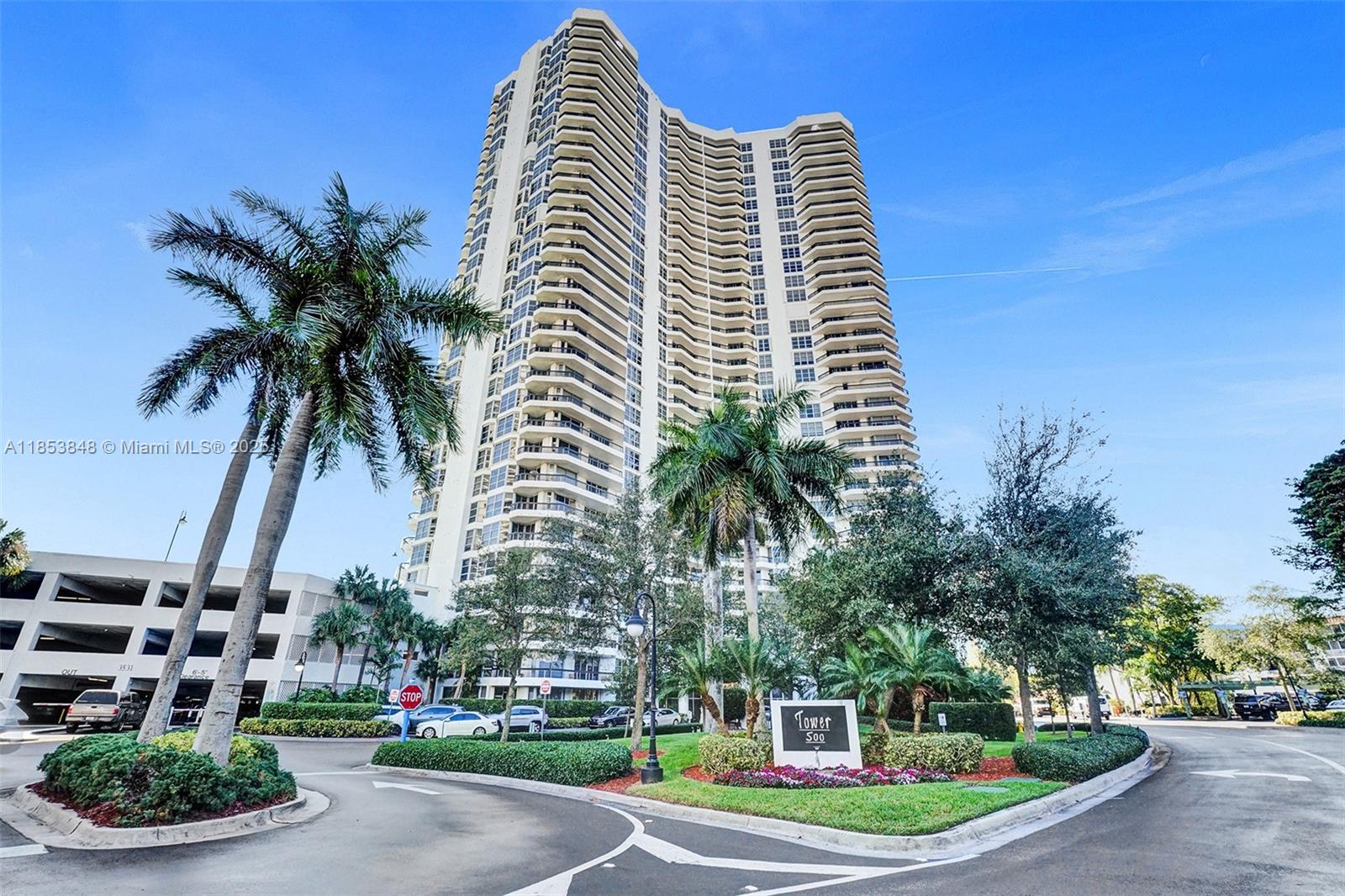 Photo of 3530 Mystic Pointe Dr  #2915, Aventura, Florida, 33180 - 