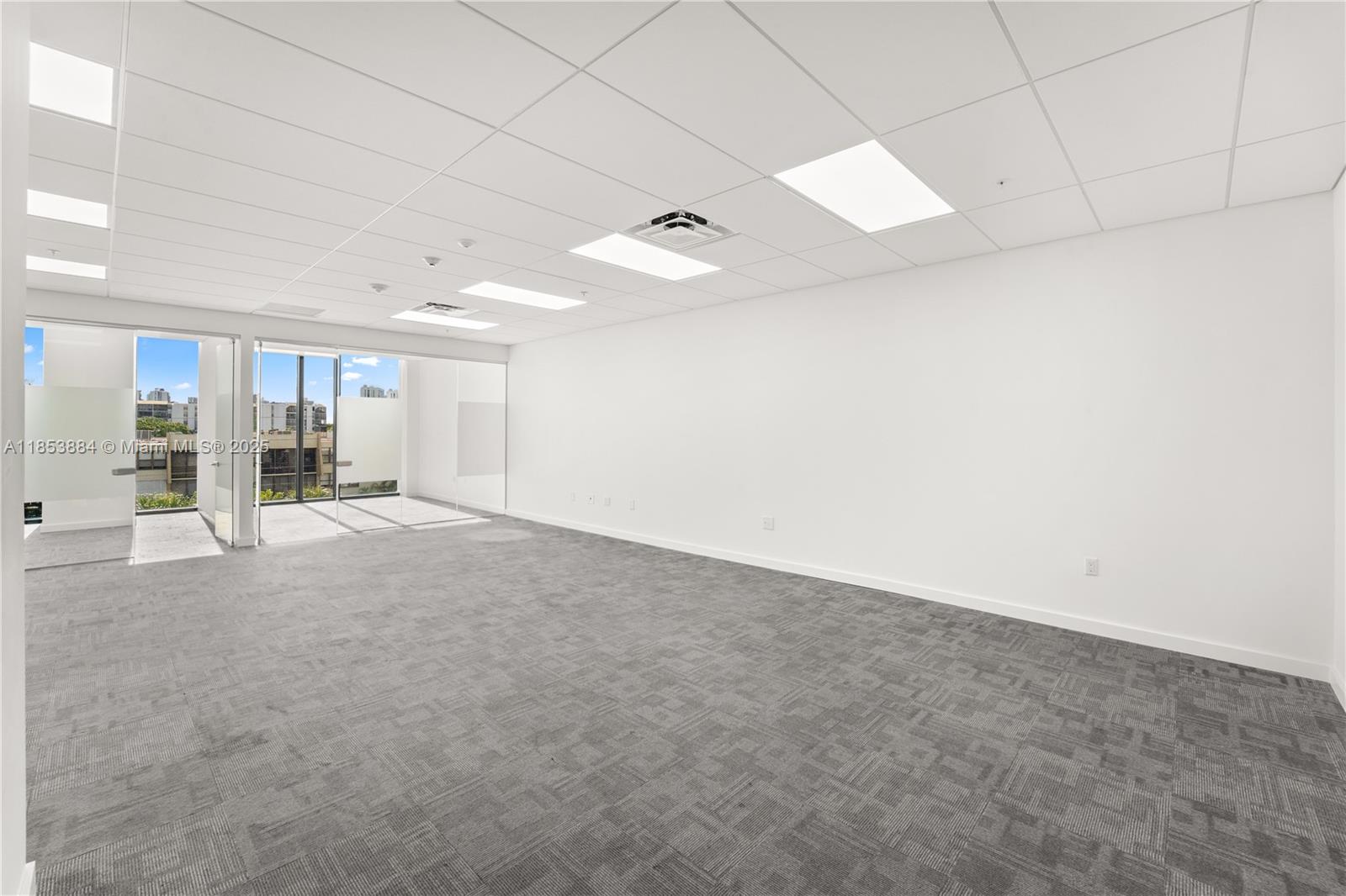 Ver detalles 409 / sq. ft. $ 2025-08-06 0 foto