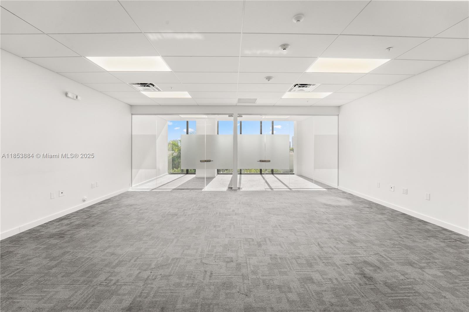 Ver detalles 409 / sq. ft. $ 2025-08-06 0 foto