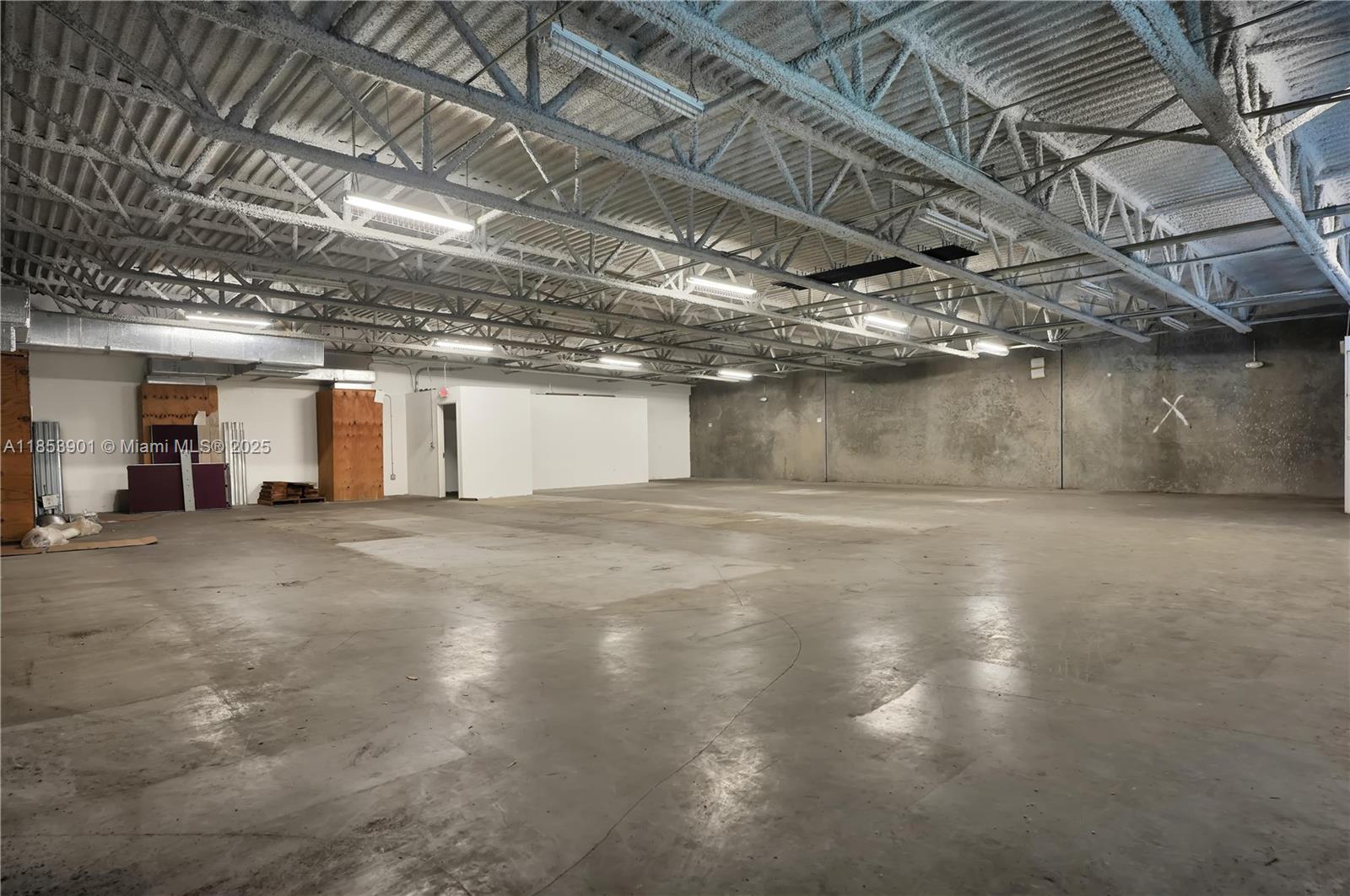 See details / sq. ft. $ 2025-08-06 0 Photo