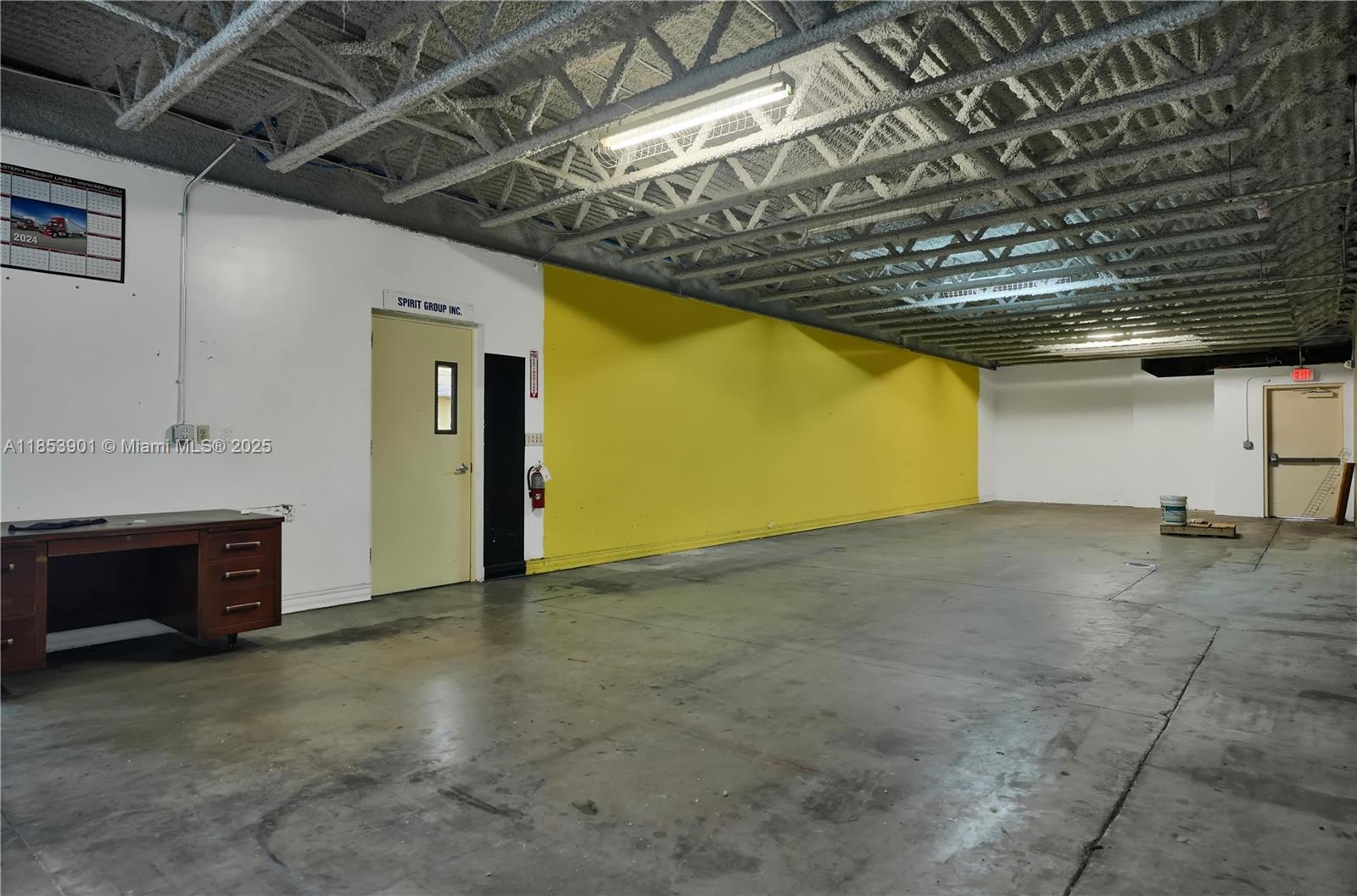 See details / sq. ft. $ 2025-08-06 0 Photo
