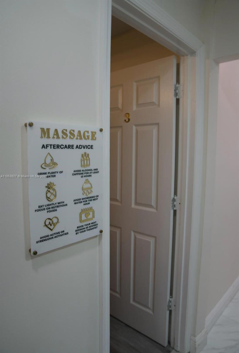 Подробнее / кв.футов $ 2025-10-22 0 Фото