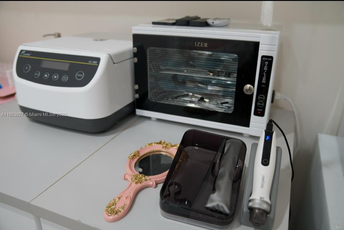 Подробнее / кв.футов $ 2025-10-22 0 Фото