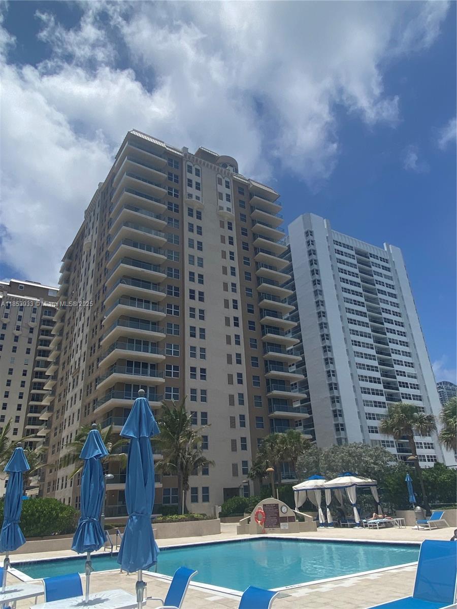 Photo of 1912 Ocean Dr  #3D, Hallandale Beach, Florida, 33009 - 