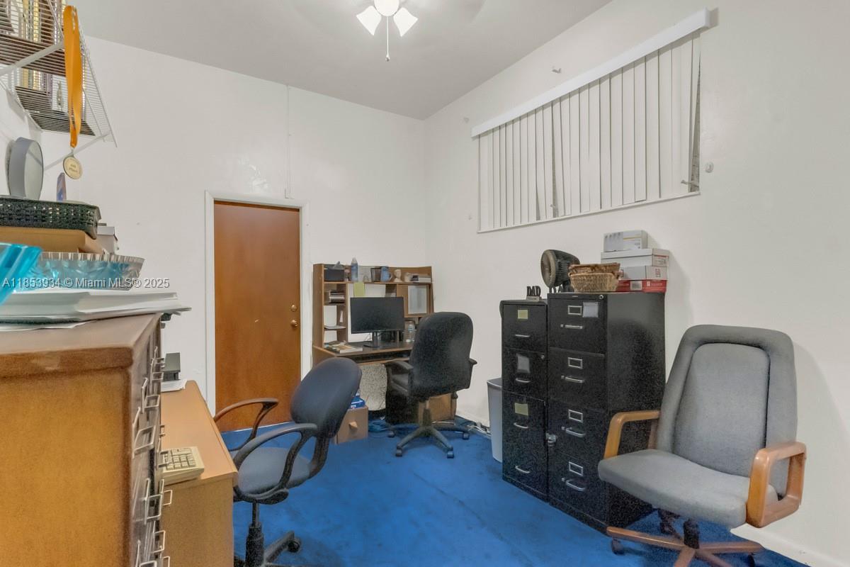 See details / sq. ft. $ 2025-08-06 0 Photo