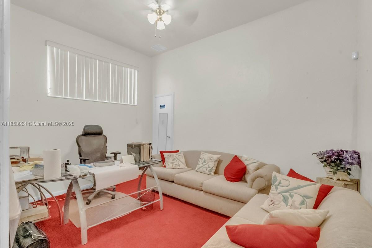 See details / sq. ft. $ 2025-08-06 0 Photo