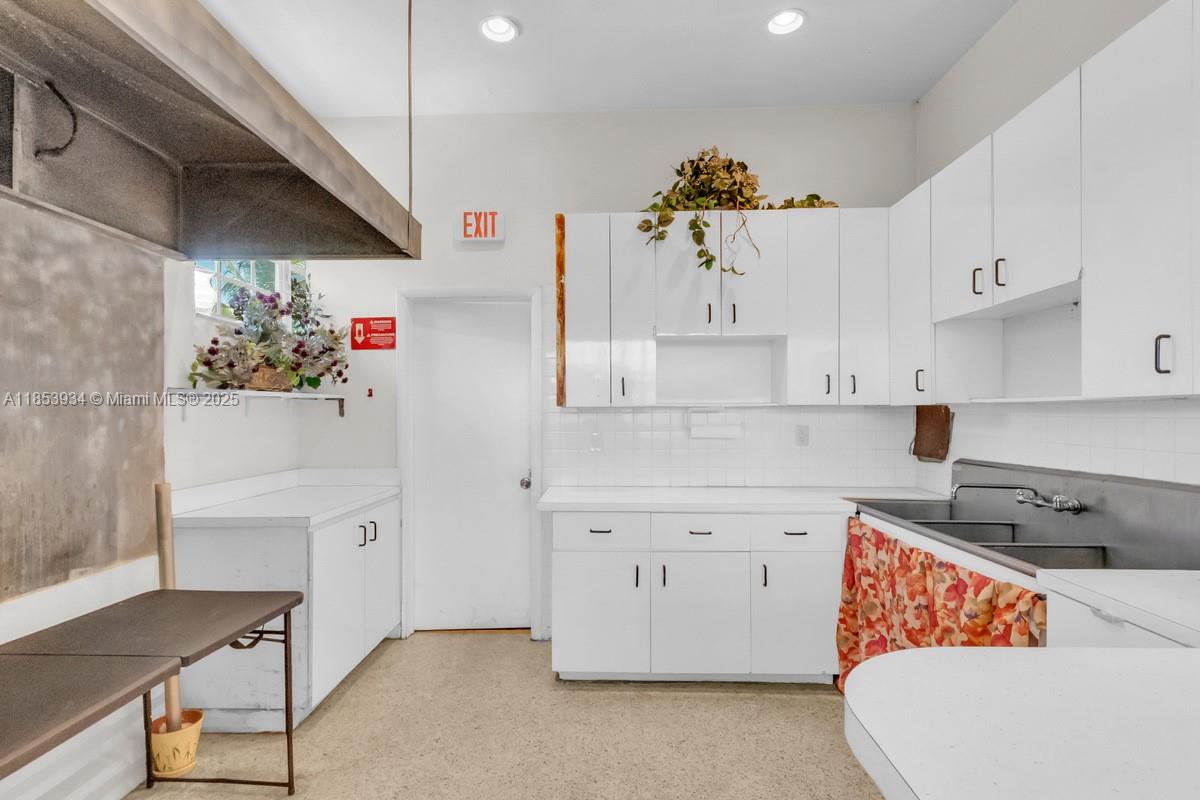 See details / sq. ft. $ 2025-08-06 0 Photo