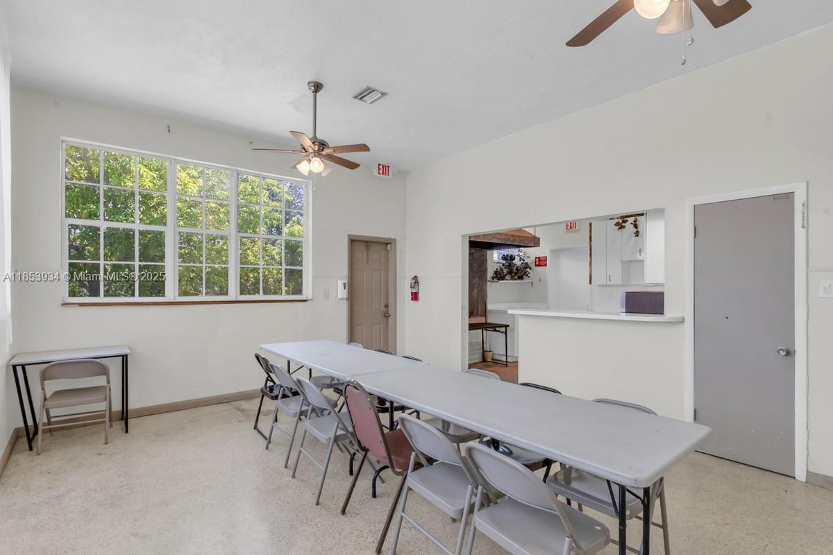 See details / sq. ft. $ 2025-08-06 0 Photo