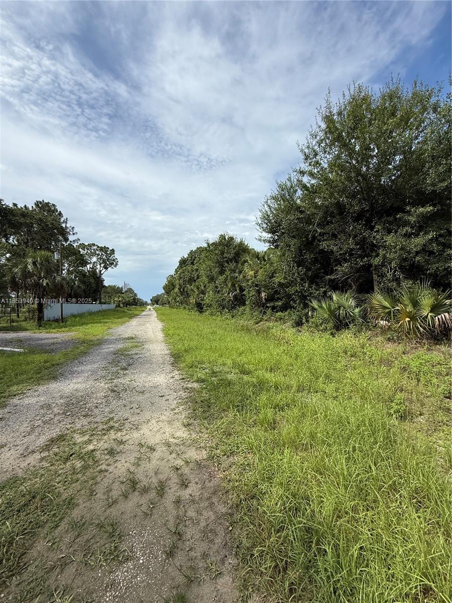 See details / sq. ft. $ 2025-08-06 0 Photo