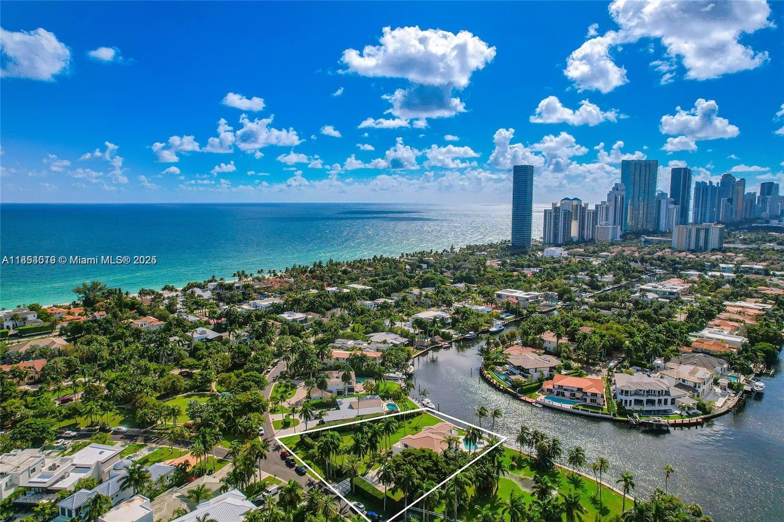 Photo of 288 Parkway Pkwy (288), Golden Beach, Florida, 33160 -