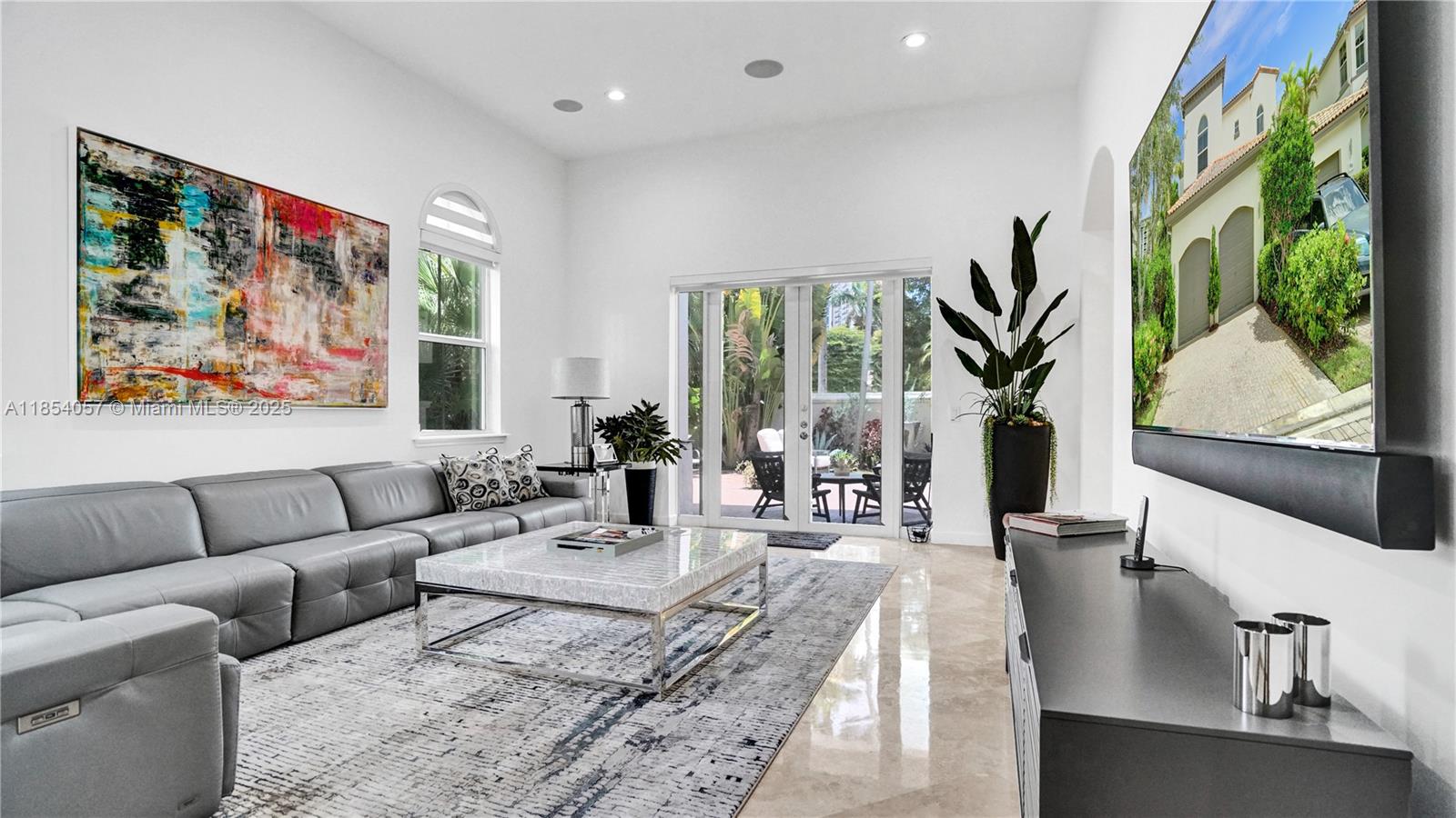 Photo of 822 Spinnaker Dr E (822), Hollywood, Florida, 33019 -