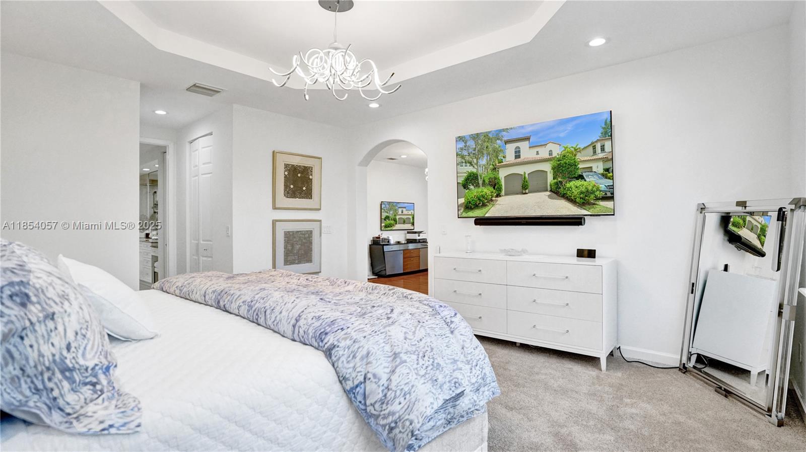Photo of 822 Spinnaker Dr E  (822), Hollywood, Florida, 33019 - 