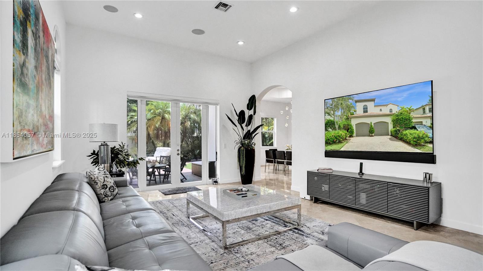 Photo of 822 Spinnaker Dr E (822), Hollywood, Florida, 33019 -