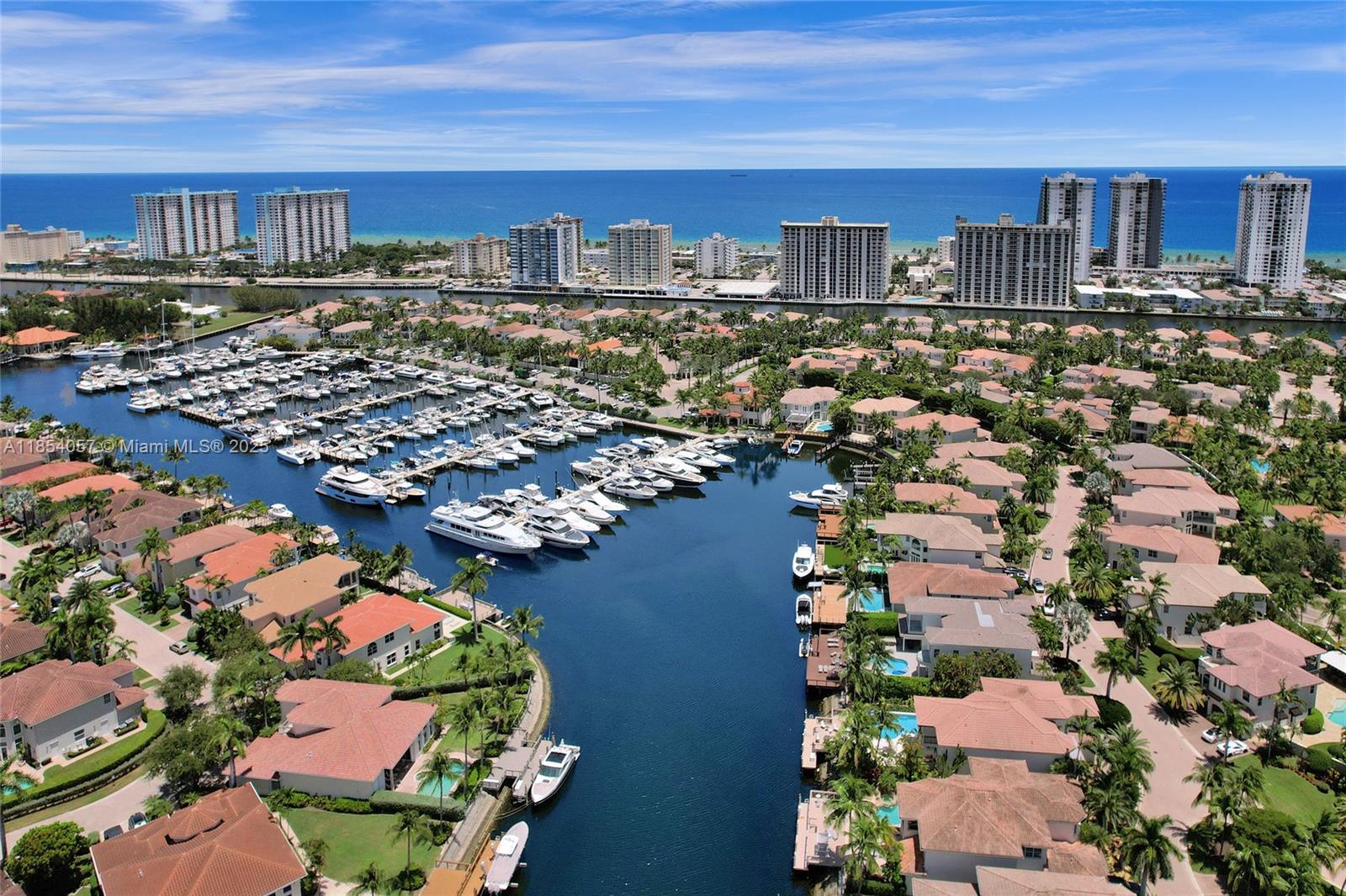 Photo of 822 Spinnaker Dr E  (822), Hollywood, Florida, 33019 - 