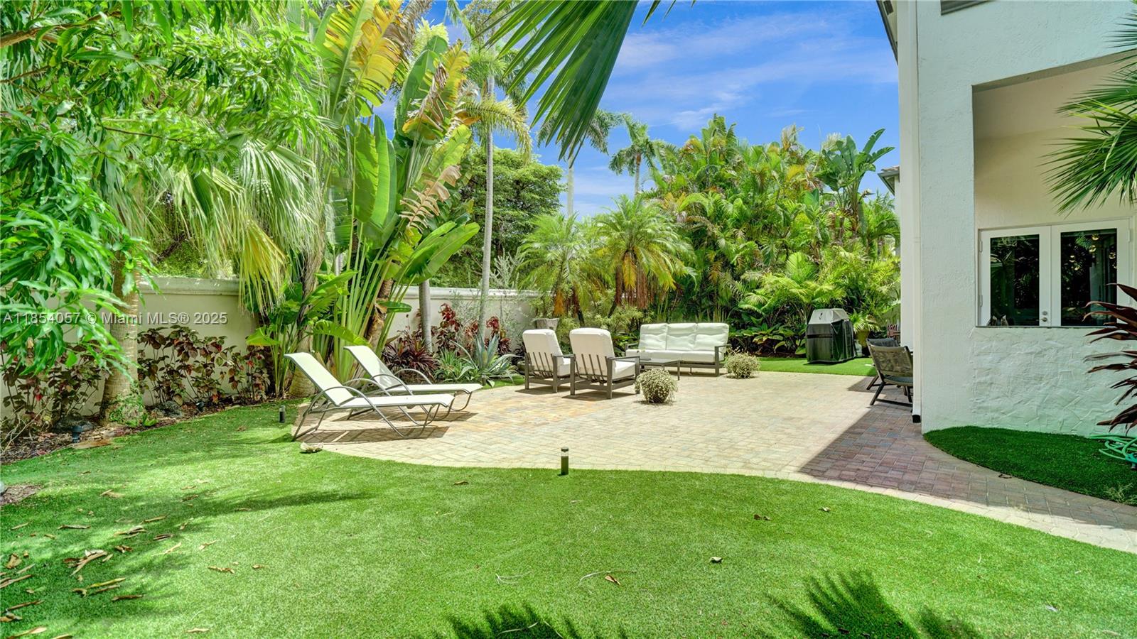 Photo of 822 Spinnaker Dr E  (822), Hollywood, Florida, 33019 - 