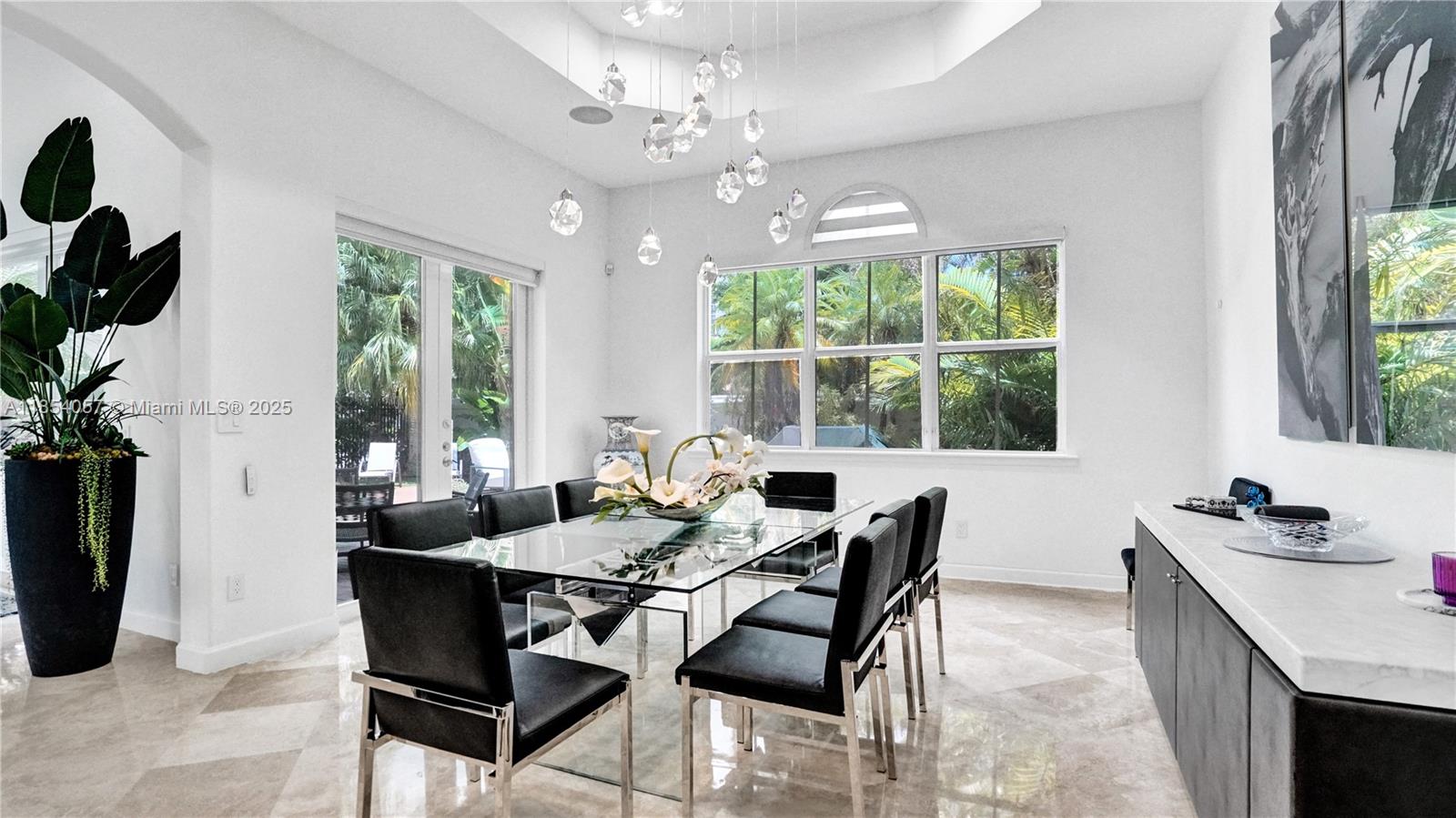 Photo of 822 Spinnaker Dr E  (822), Hollywood, Florida, 33019 - 