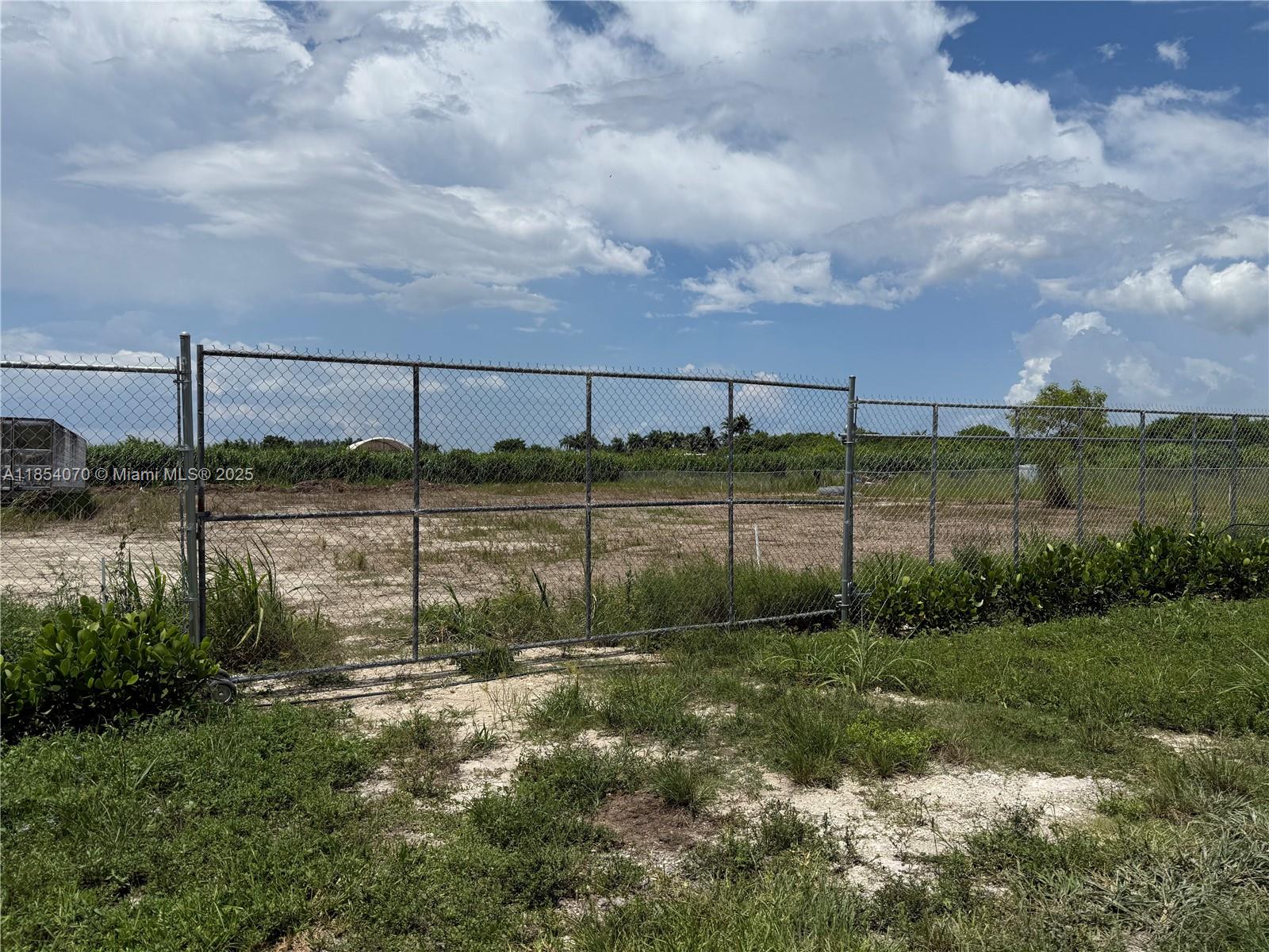 See details / sq. ft. $ 2025-08-06 0 Photo