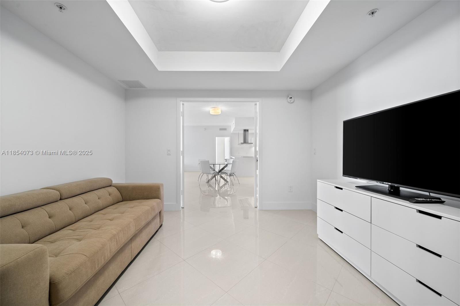 Photo of 17301 Biscayne Blvd  #1704, North Miami Beach, Florida, 33160 - 