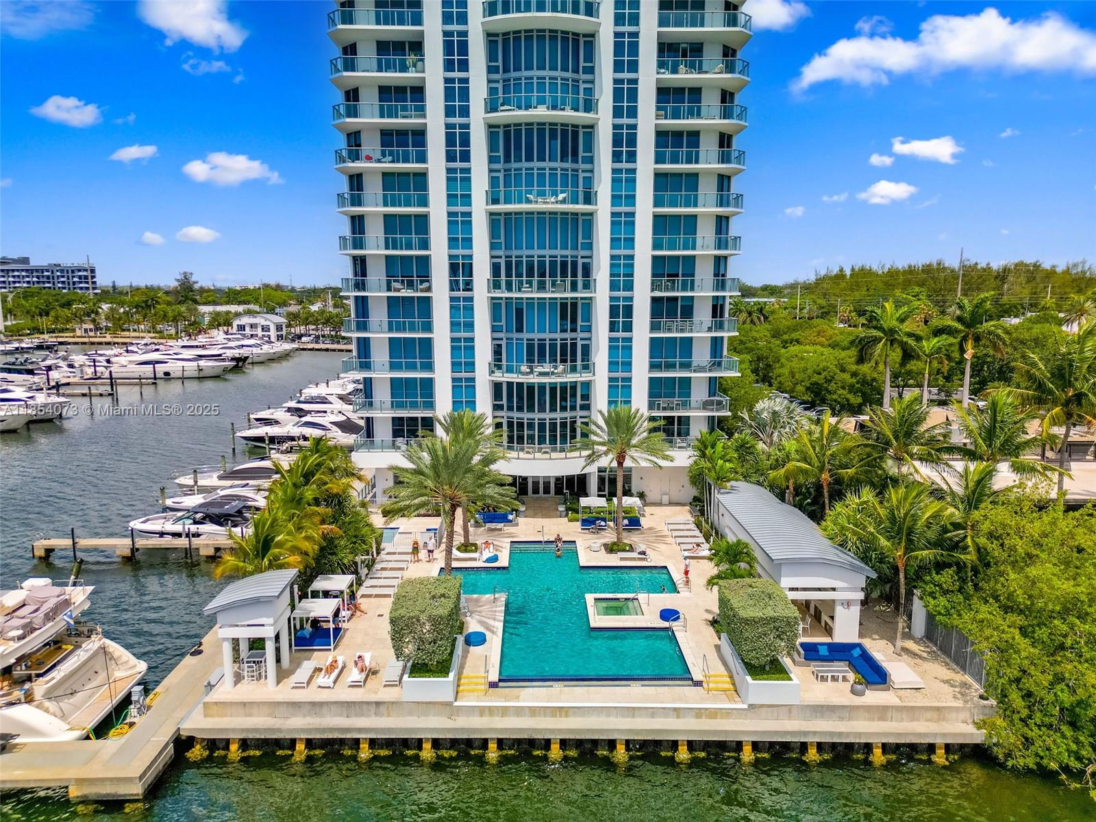 Photo of 17301 Biscayne Blvd  #1704, North Miami Beach, Florida, 33160 - 
