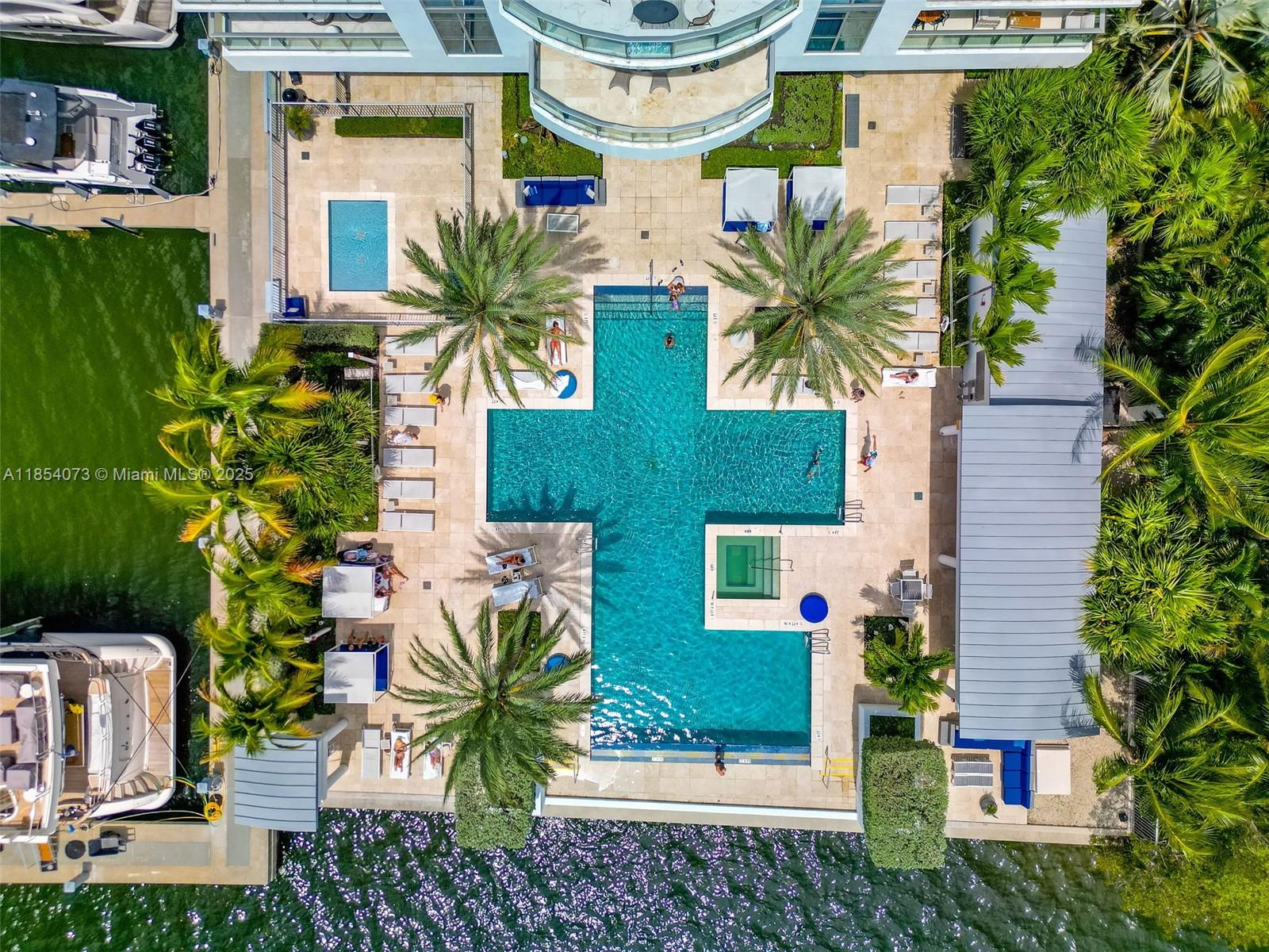 Photo of 17301 Biscayne Blvd  #1704, North Miami Beach, Florida, 33160 - 