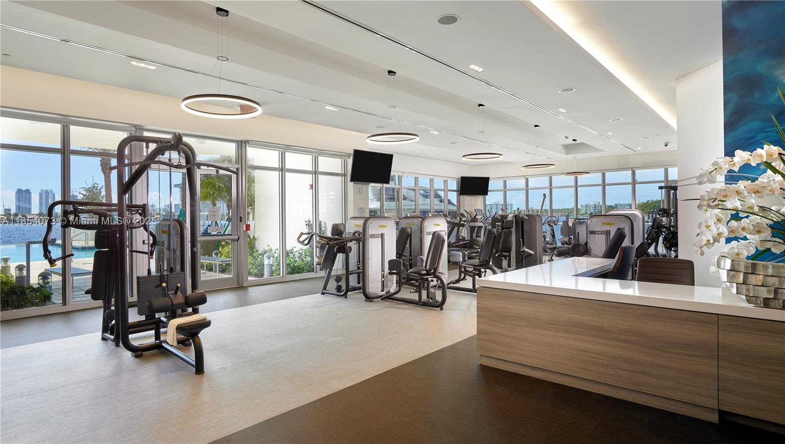 Photo of 17301 Biscayne Blvd  #1704, North Miami Beach, Florida, 33160 - 