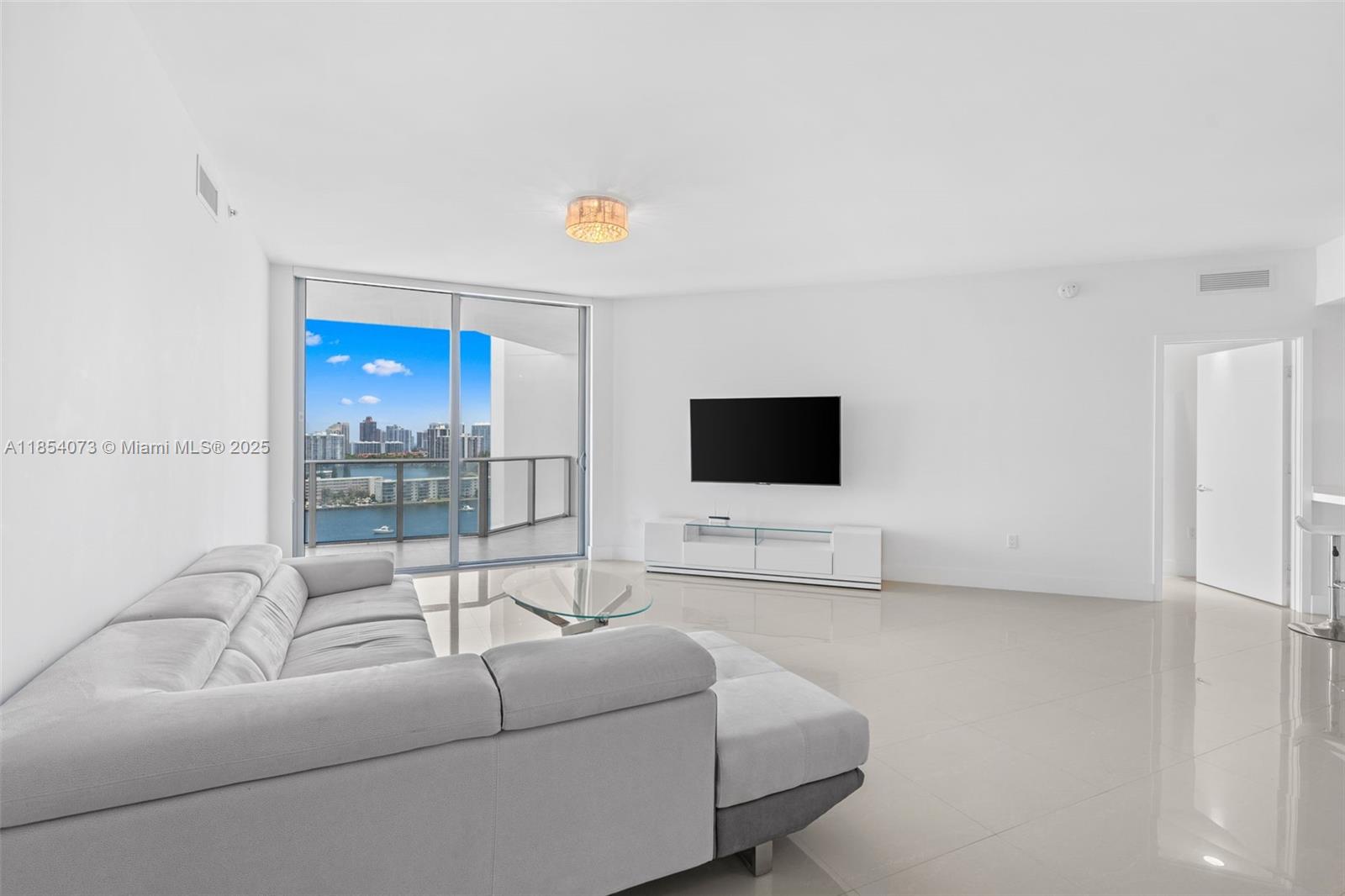 Photo of 17301 Biscayne Blvd  #1704, North Miami Beach, Florida, 33160 - 