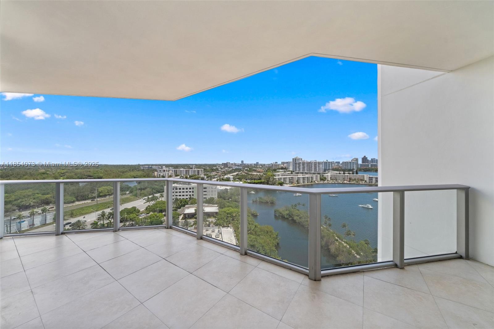 Photo of 17301 Biscayne Blvd  #1704, North Miami Beach, Florida, 33160 - 