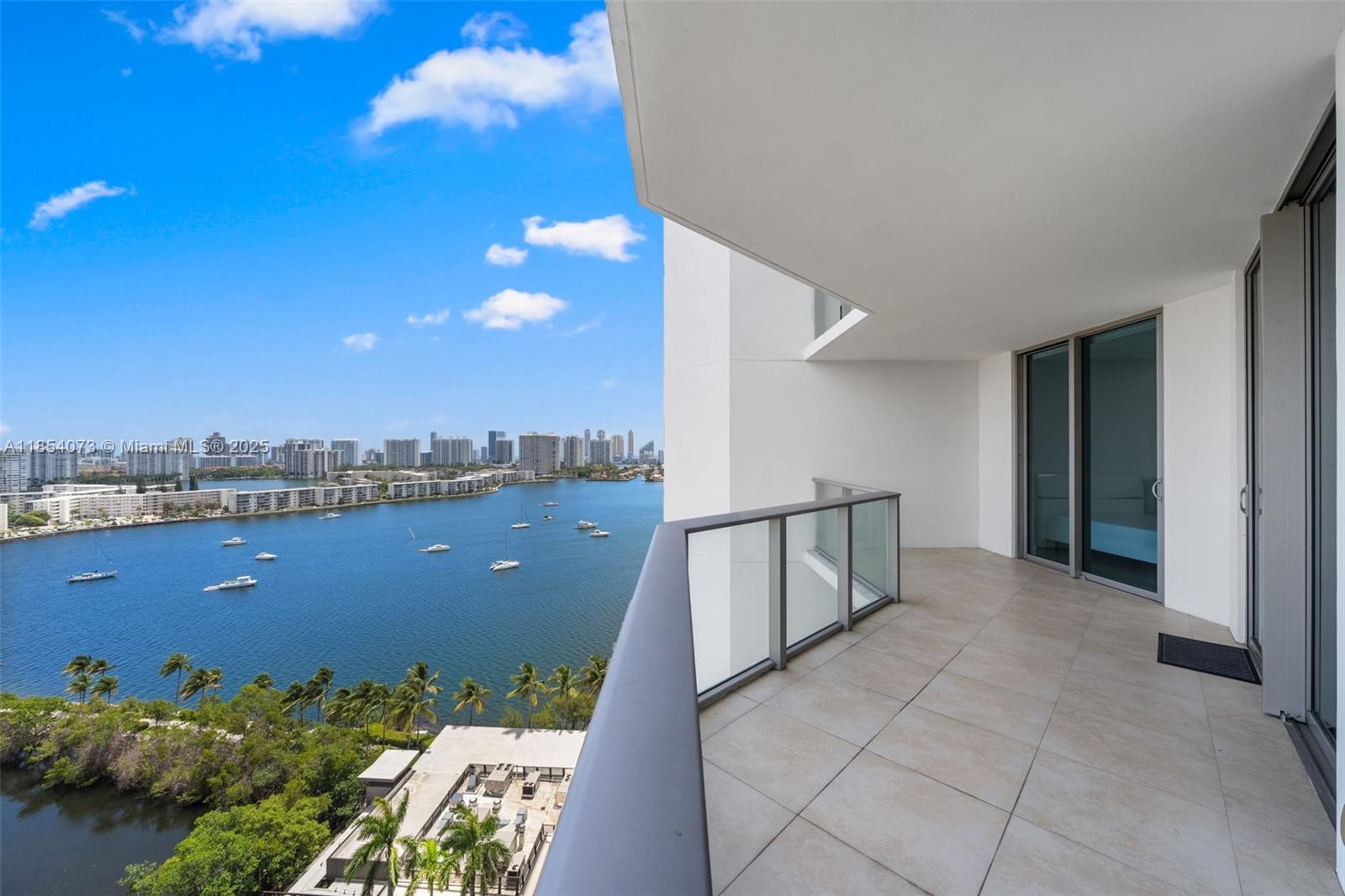 Photo of 17301 Biscayne Blvd  #1704, North Miami Beach, Florida, 33160 - 