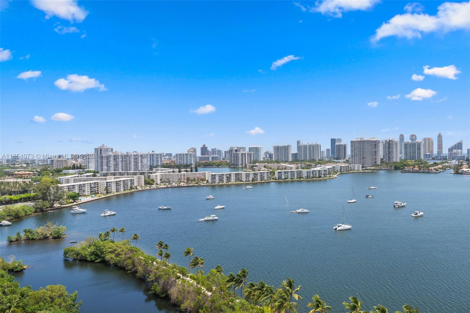 Photo of 17301 Biscayne Blvd  #1704, North Miami Beach, Florida, 33160 - 