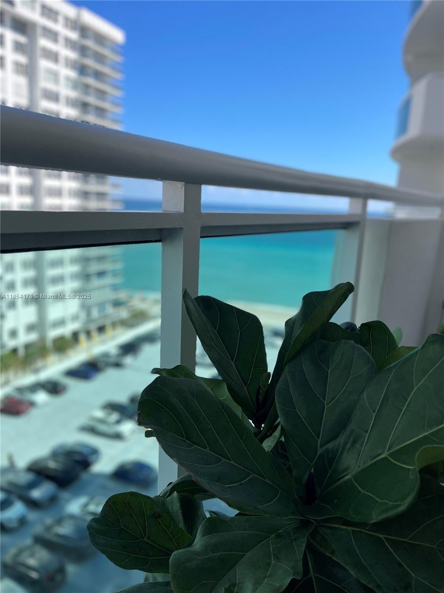 Photo of 3001 Ocean Dr  #903, Hollywood, Florida, 33019 - 