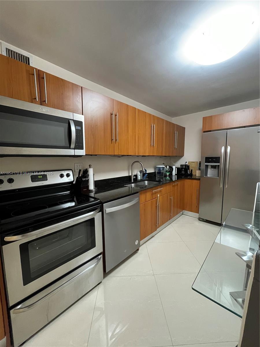 Photo of 3001 Ocean Dr  #903, Hollywood, Florida, 33019 - 