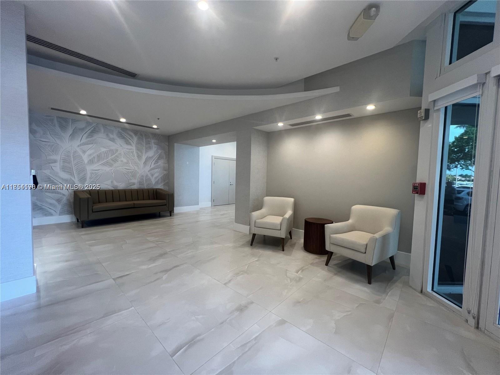 Photo of 3001 Ocean Dr #903, Hollywood, Florida, 33019 -