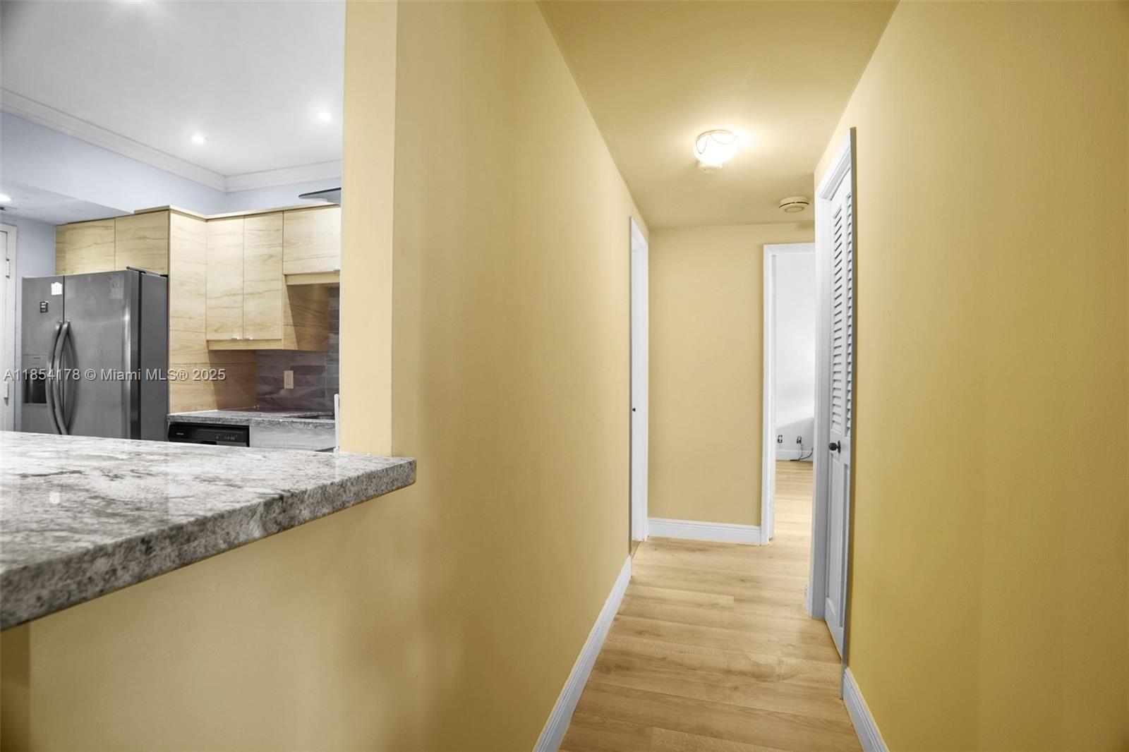 118 2 / 2 1132 sq. ft. $ 2025-10-03 0 Photo