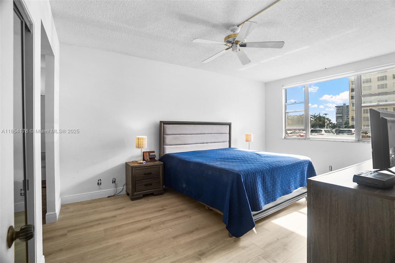 118 2 / 2 1132 sq. ft. $ 2025-10-03 0 Photo