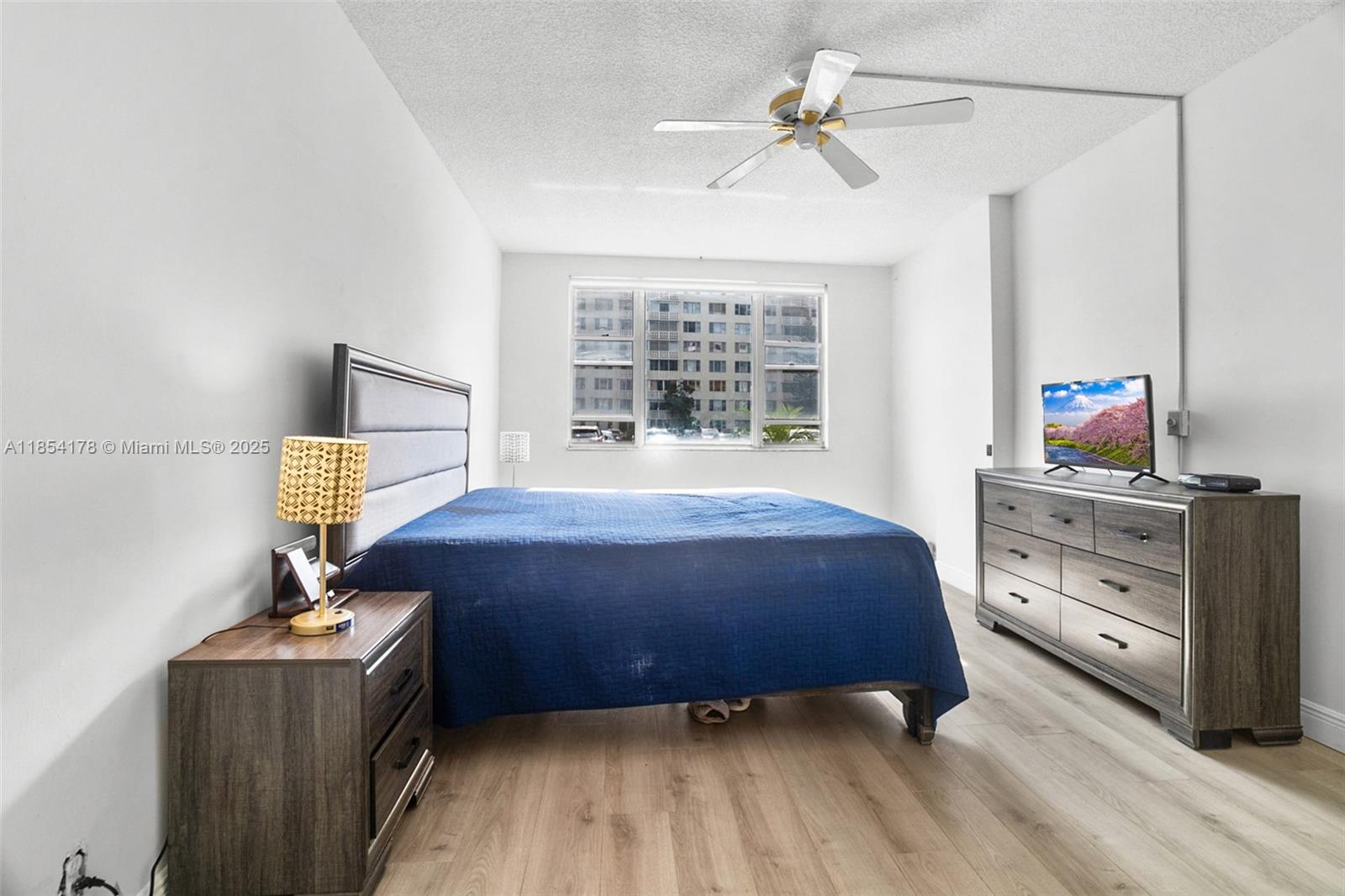 118 2 / 2 1132 sq. ft. $ 2025-10-03 0 Photo