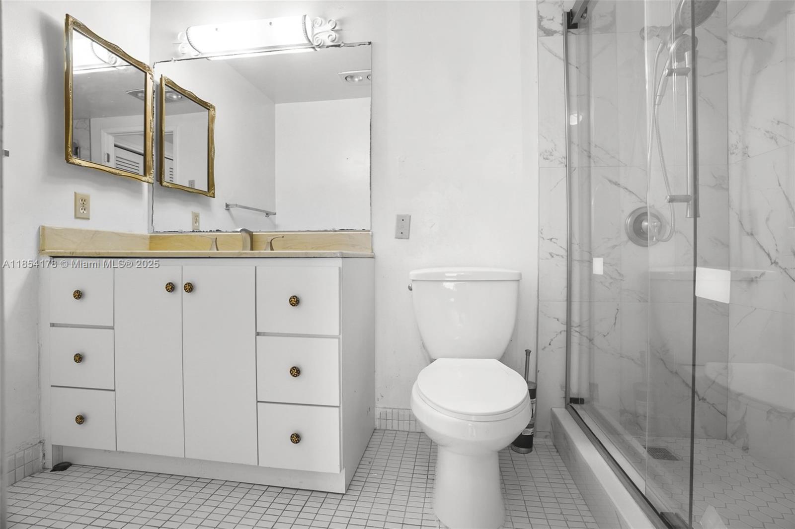 118 2 / 2 1132 sq. ft. $ 2025-10-03 0 Photo