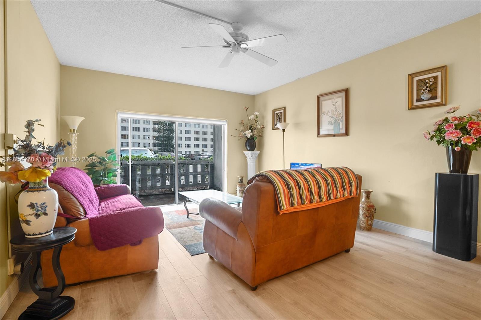 118 2 / 2 1132 sq. ft. $ 2025-10-03 0 Photo