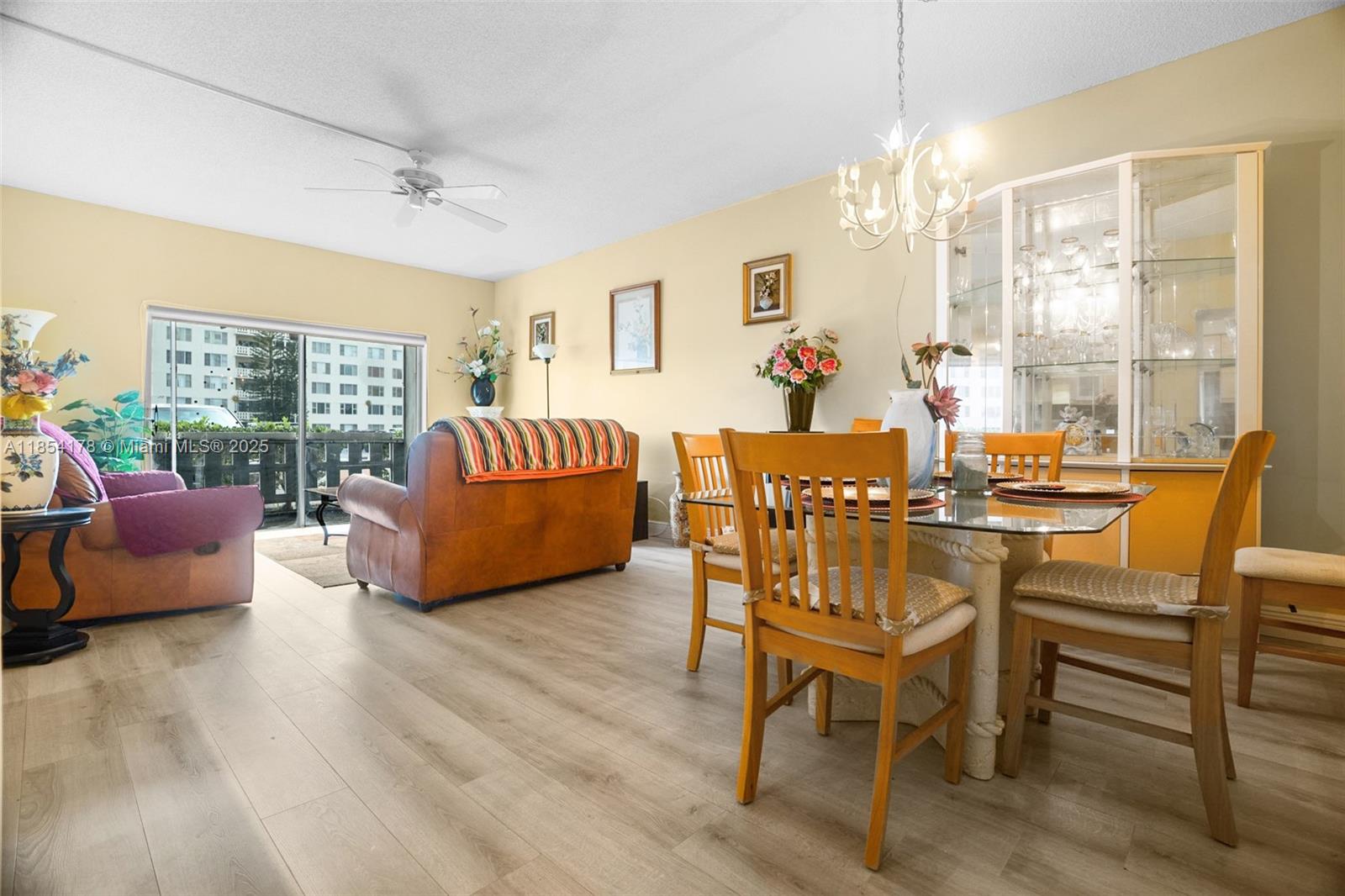 118 2 / 2 1132 sq. ft. $ 2025-10-03 0 Photo