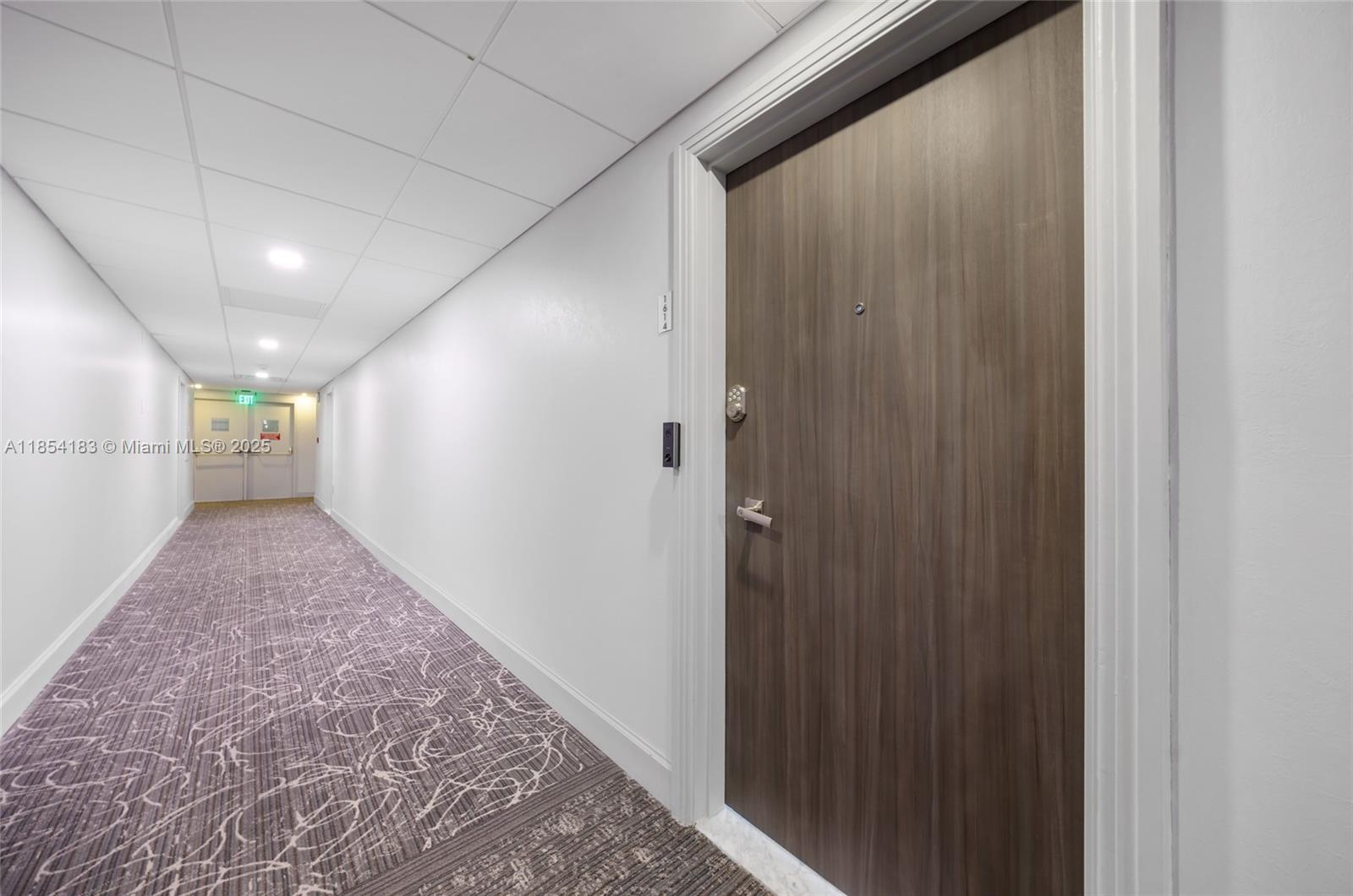 1614 1 / 2 762 sq. ft. $ 2025-08-06 0 foto