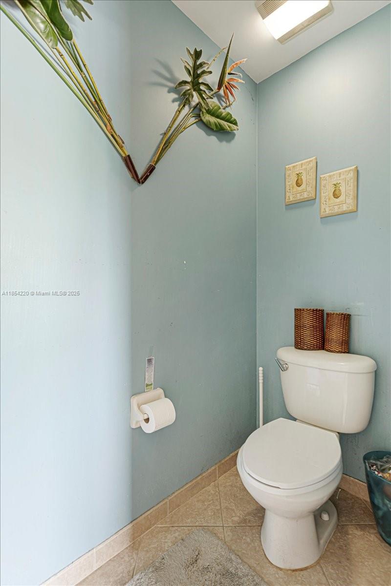 See details 3745 4 / 3 2338 sq. ft. $ 2025-08-06 0 Photo