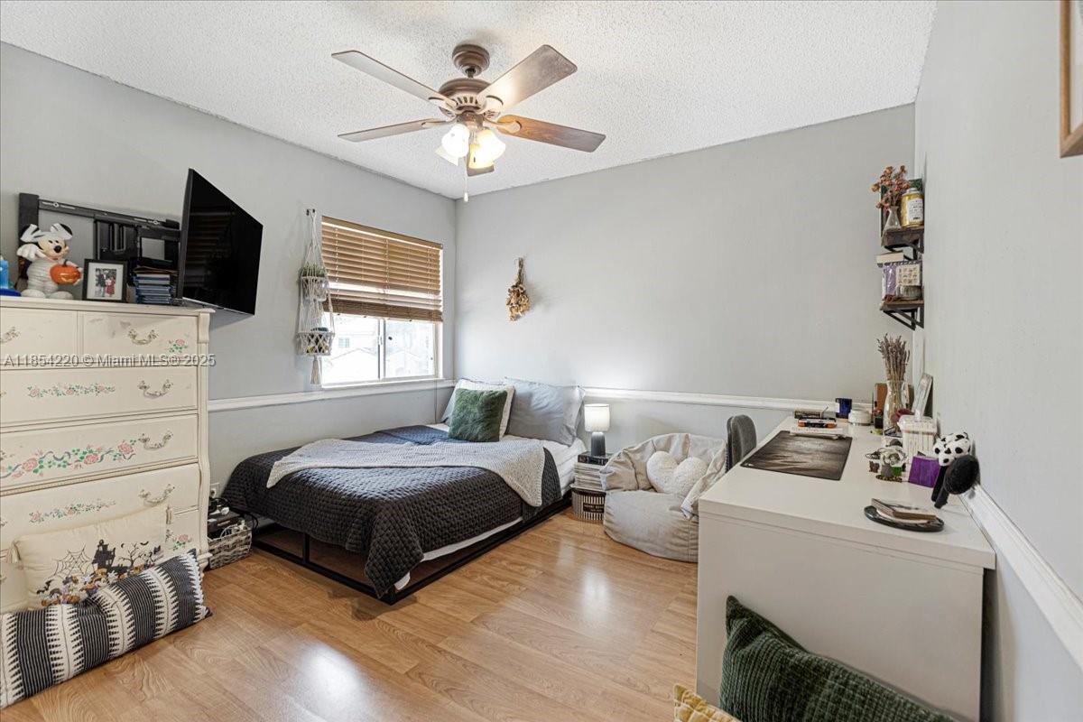 See details 3745 4 / 3 2338 sq. ft. $ 2025-08-06 0 Photo
