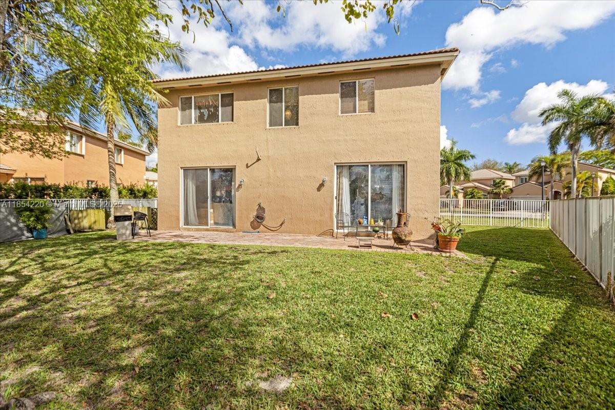 See details 3745 4 / 3 2338 sq. ft. $ 2025-08-06 0 Photo