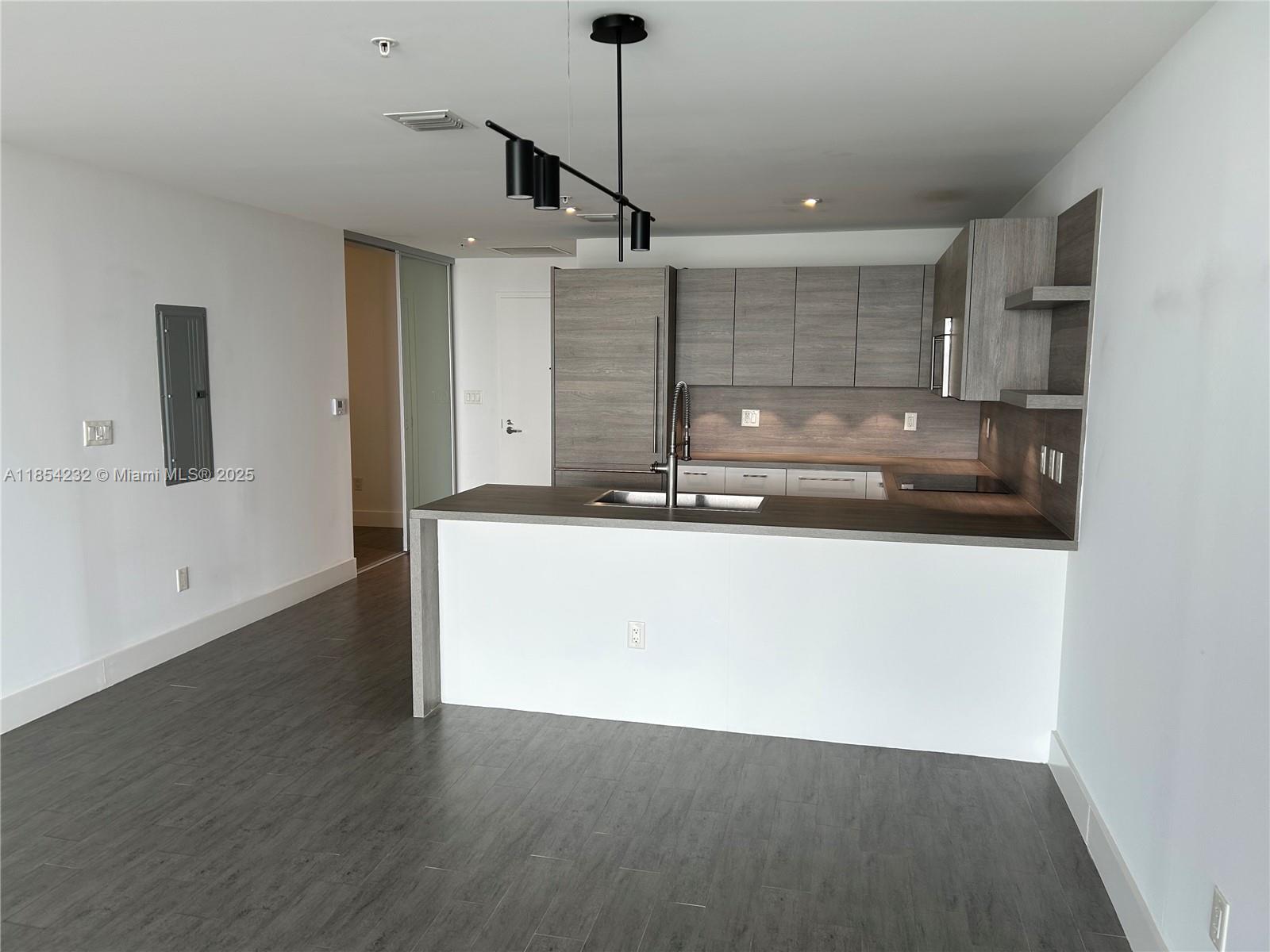 Photo of 400 Sunny Isles Blvd  #2007, Sunny Isles Beach, Florida, 33160 - 