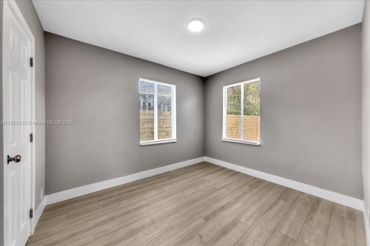 See details / 1581 sq. ft. $ 2025-08-11 0 Photo