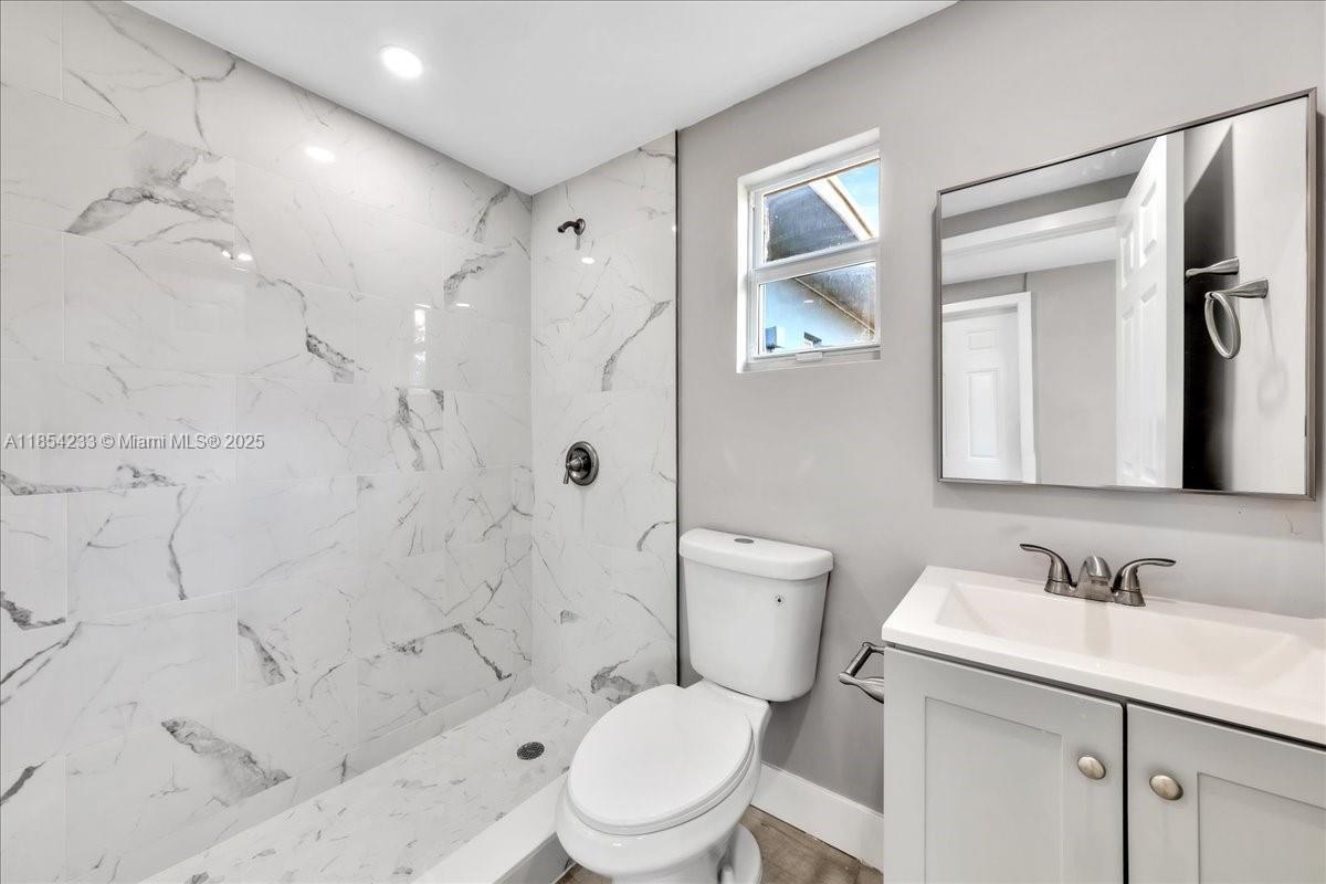 See details / 1581 sq. ft. $ 2025-08-11 0 Photo
