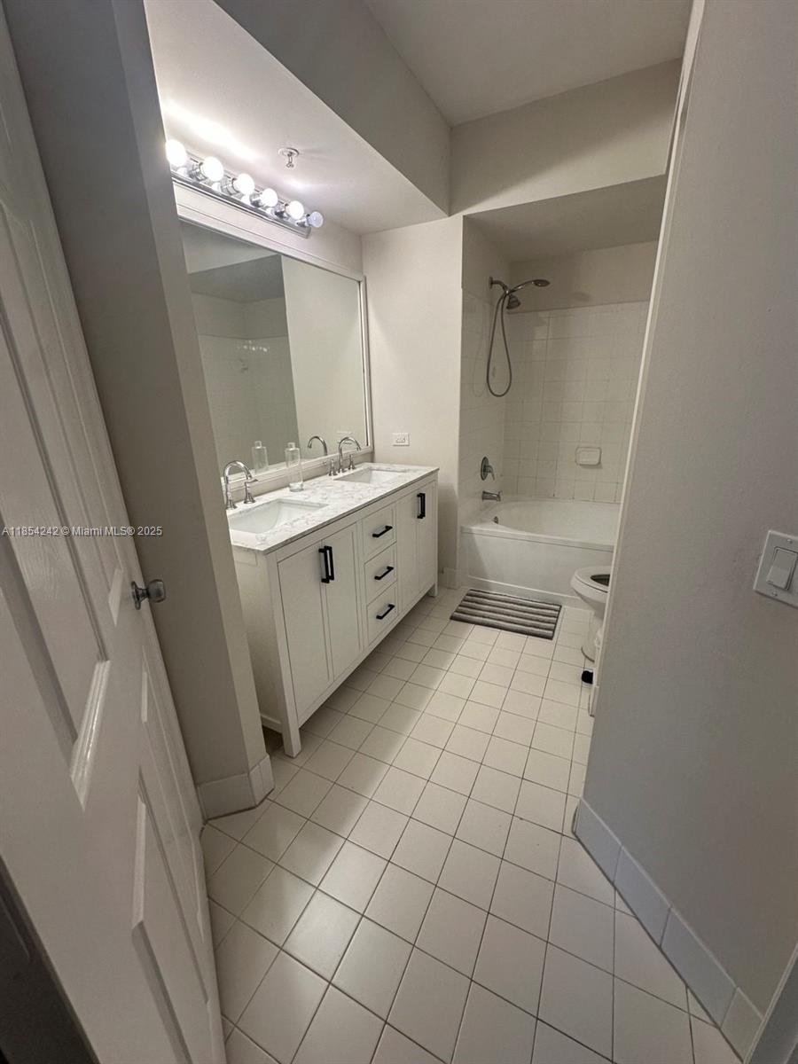 Photo of 17100 Bay Rd  #1711, Sunny Isles Beach, Florida, 33160 - 