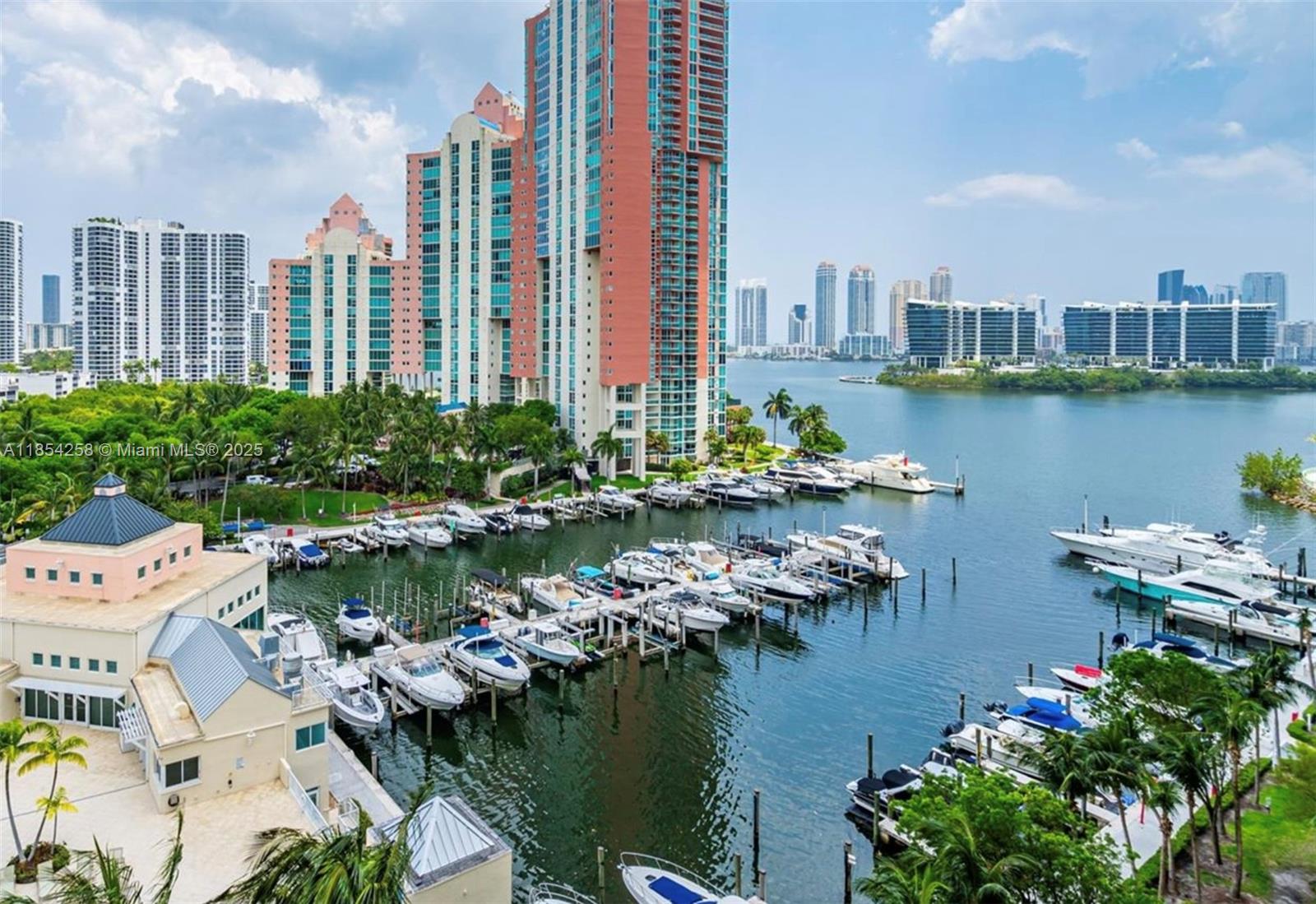 Photo of 3340 190th St  #1003, Aventura, Florida, 33180 - 