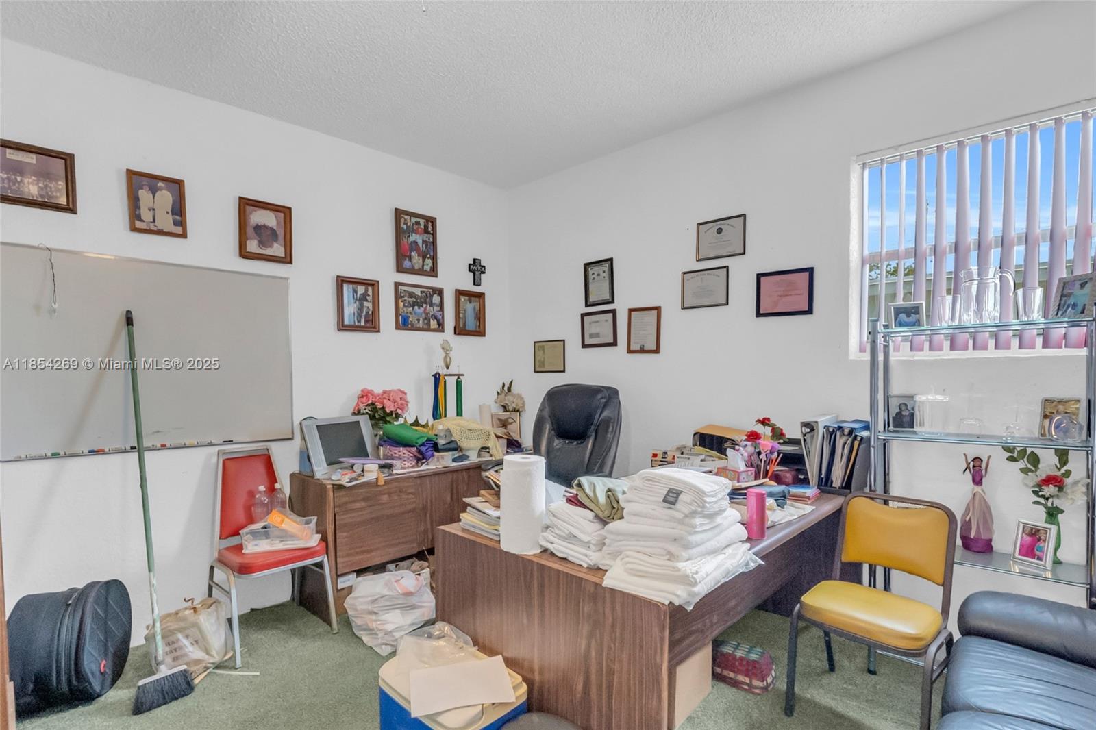 See details / sq. ft. $ 2025-08-06 0 Photo