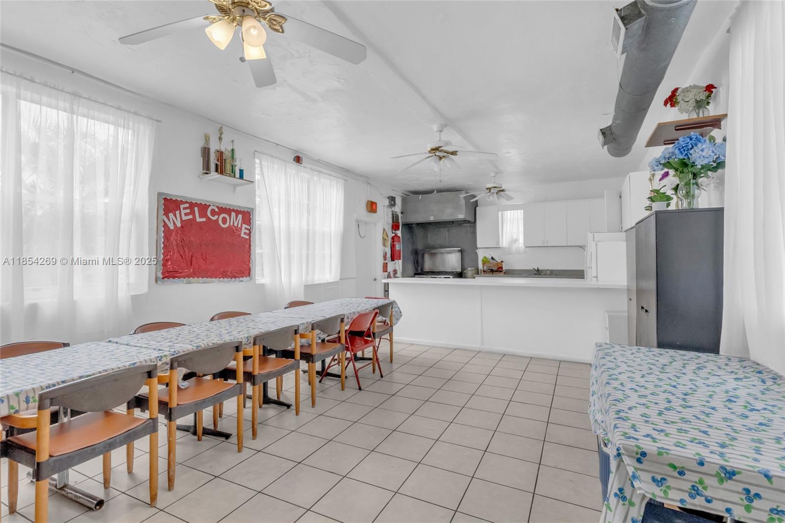See details / sq. ft. $ 2025-08-06 0 Photo