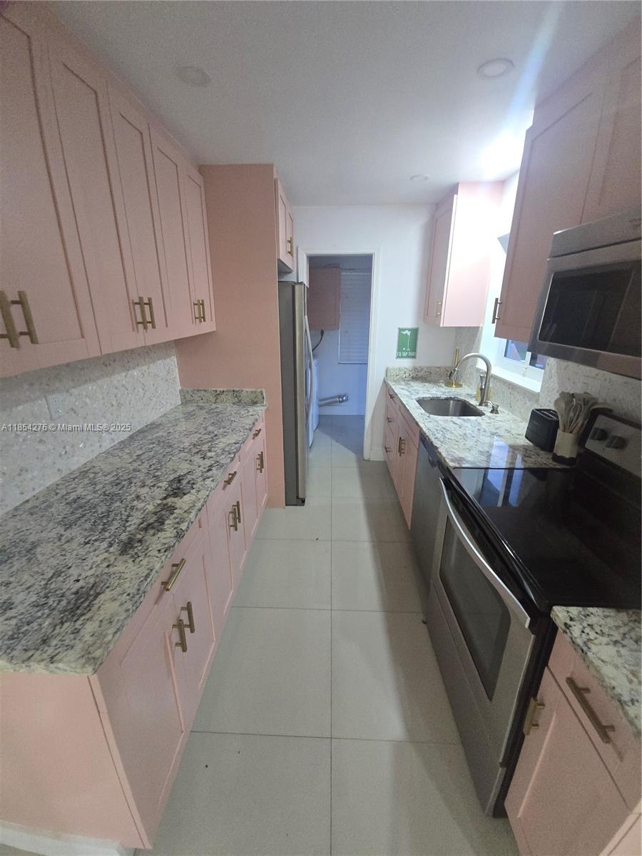 See details 3 / 2 1516 sq. ft. $ 2025-08-06 0 Photo